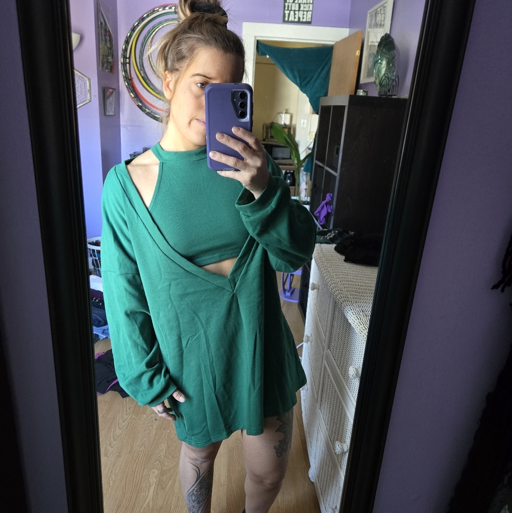 Off the shoulder top/dress size small